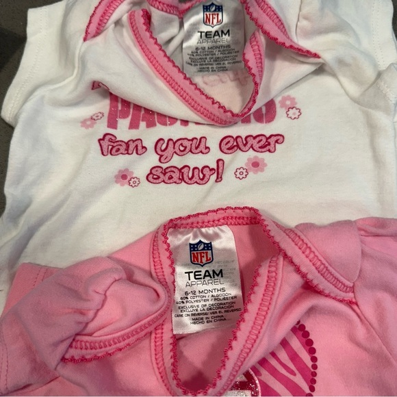 BUNDLE | Baby girls 6-12mths | Green Bay football onesies & outfit - Picture 7 of 8